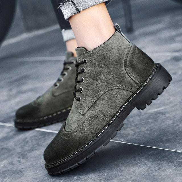 Round Head Outdoor Sneakers Puncture Proof Boots Industrial Shoes For Men